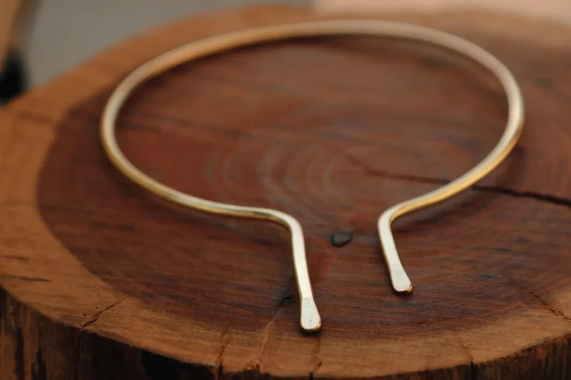 Collier Torque Tribal