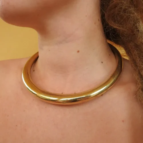 Collier ras du cou en or