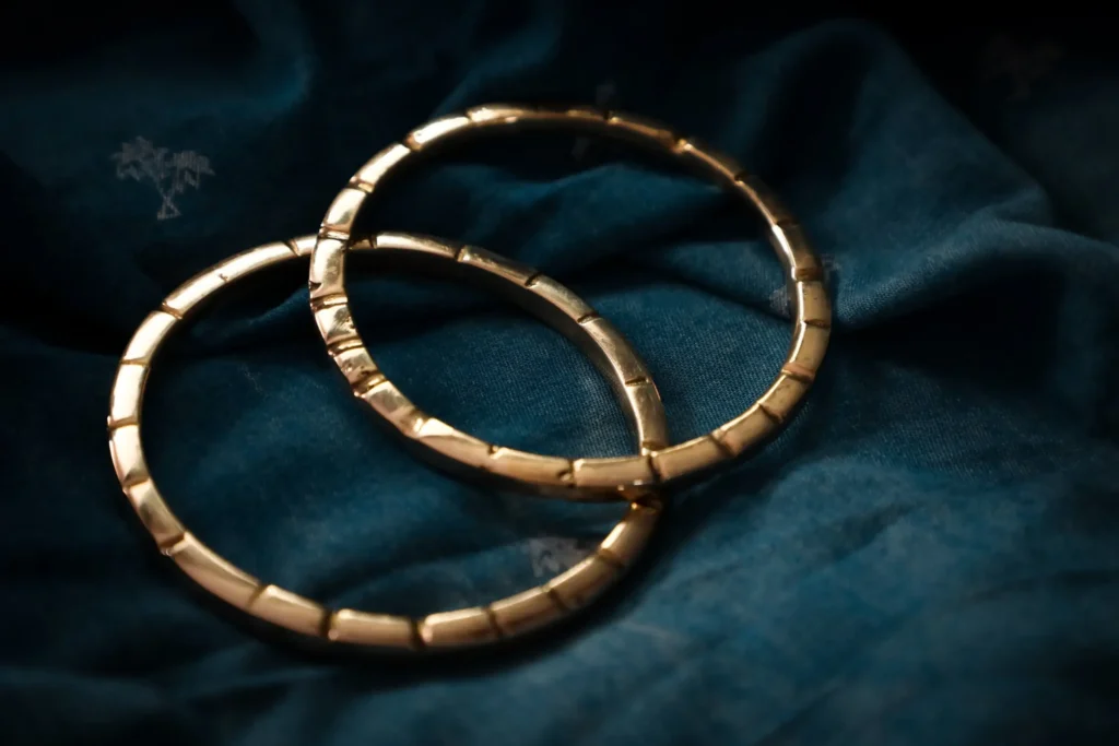 Vinatge Bangle/Bracelet
