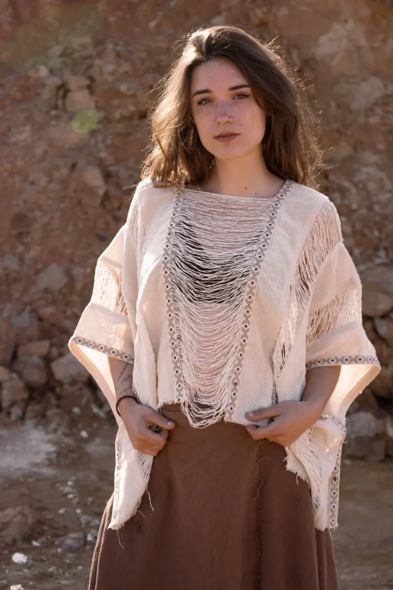 Poncho Hilos de Marfil