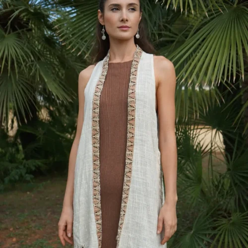 Nela Vest