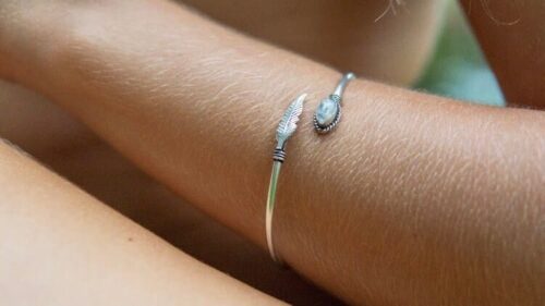 Mondstein Blatt Armband