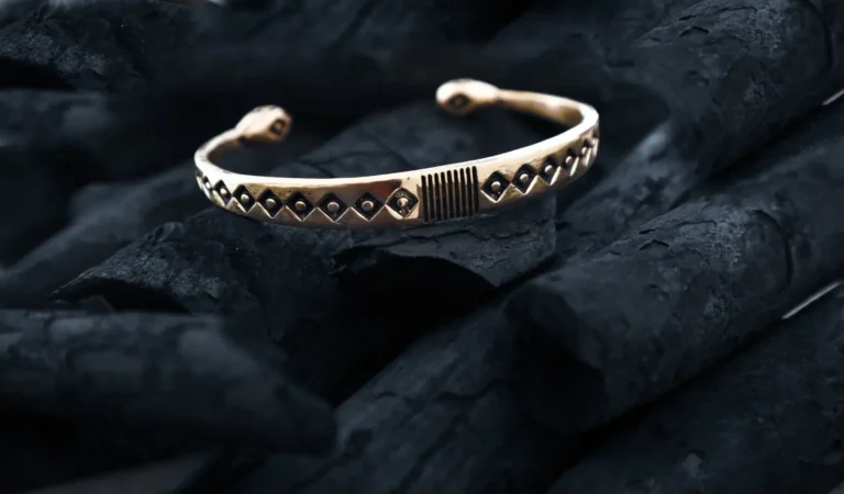 Bracelet gravé