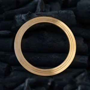 Brazalete étnico hecho a mano para mujer