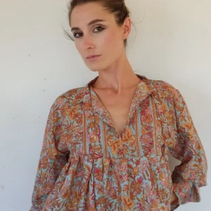 Abito floreale con fiocco