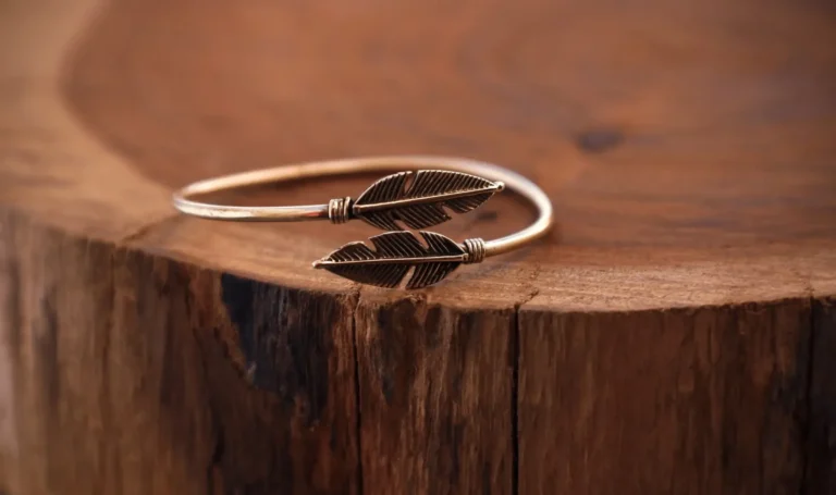 Bracelet de feuilles