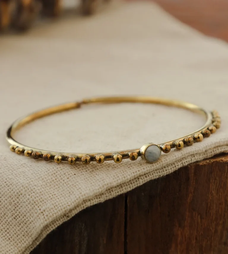 Bracelet gitan en pierre de lune