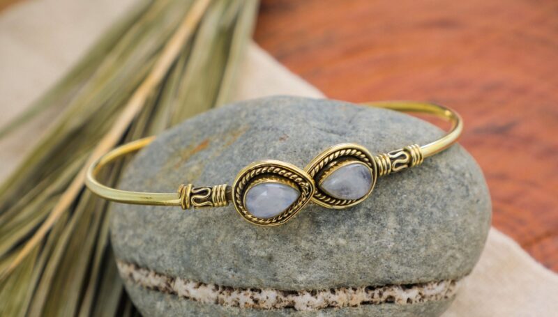 Bracelet en pierre de lune