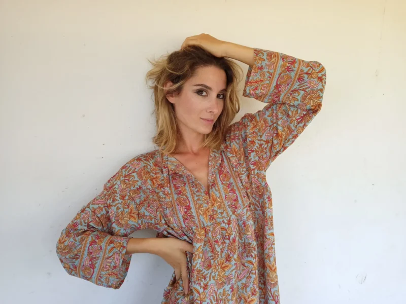 Abito floreale con fiocco