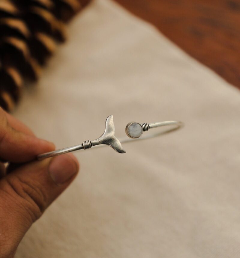 Bracciale a coda di balena