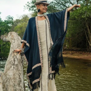 Kimono negro bohemio