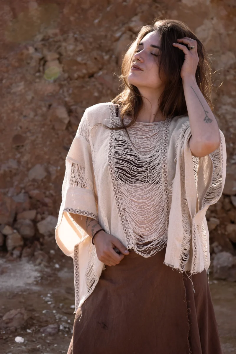 Poncho Hilos de Marfil