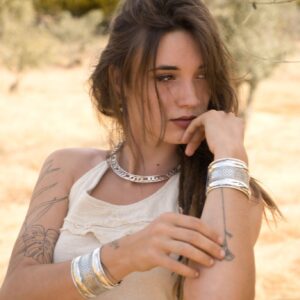 Bracelet manchette tribal