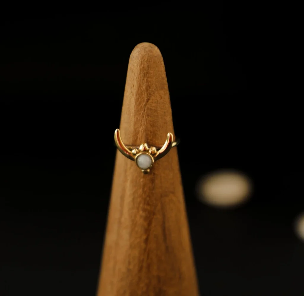 Horn Ring