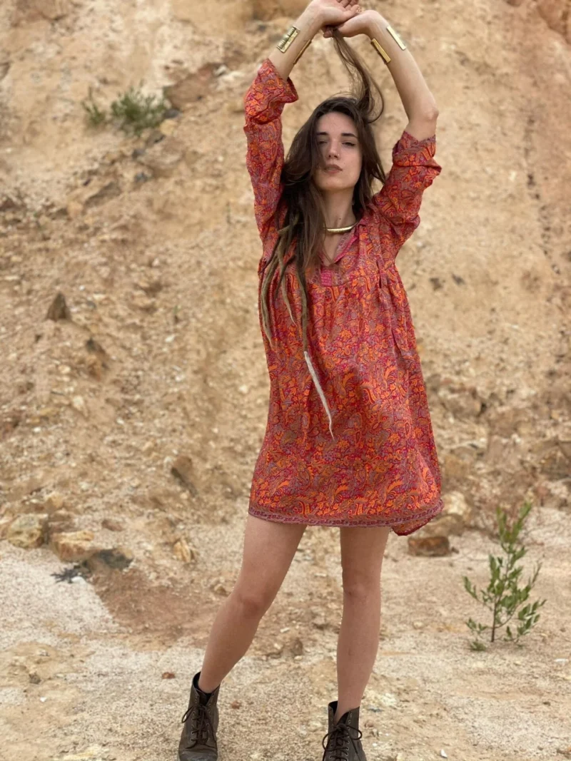 Abito con fiocco floreale rosso