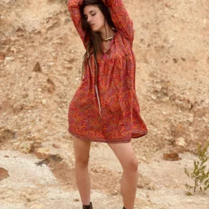 Abito con fiocco floreale rosso