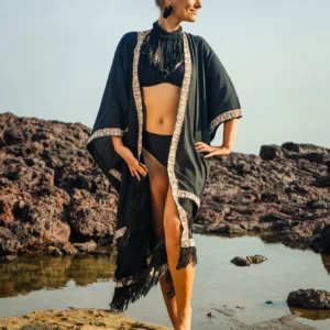 Kimono negro bohemio