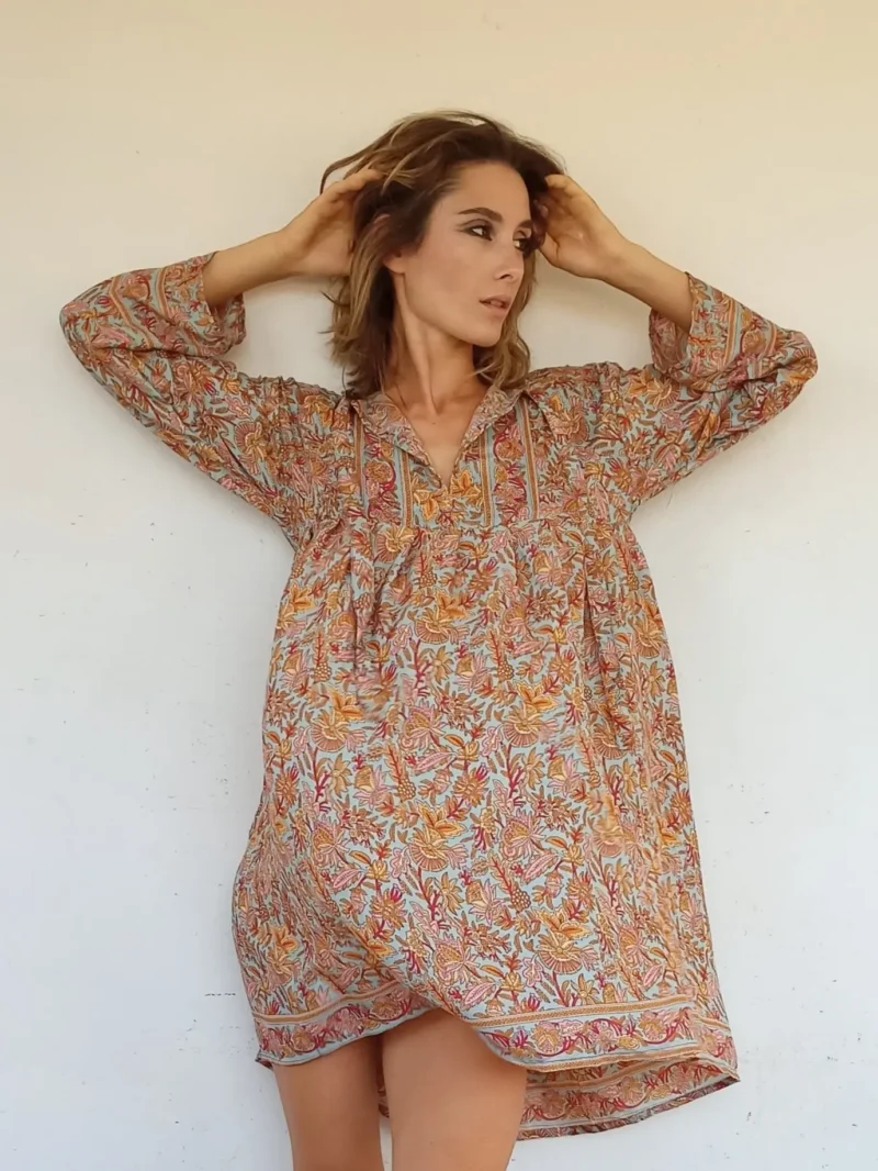 Abito floreale con fiocco