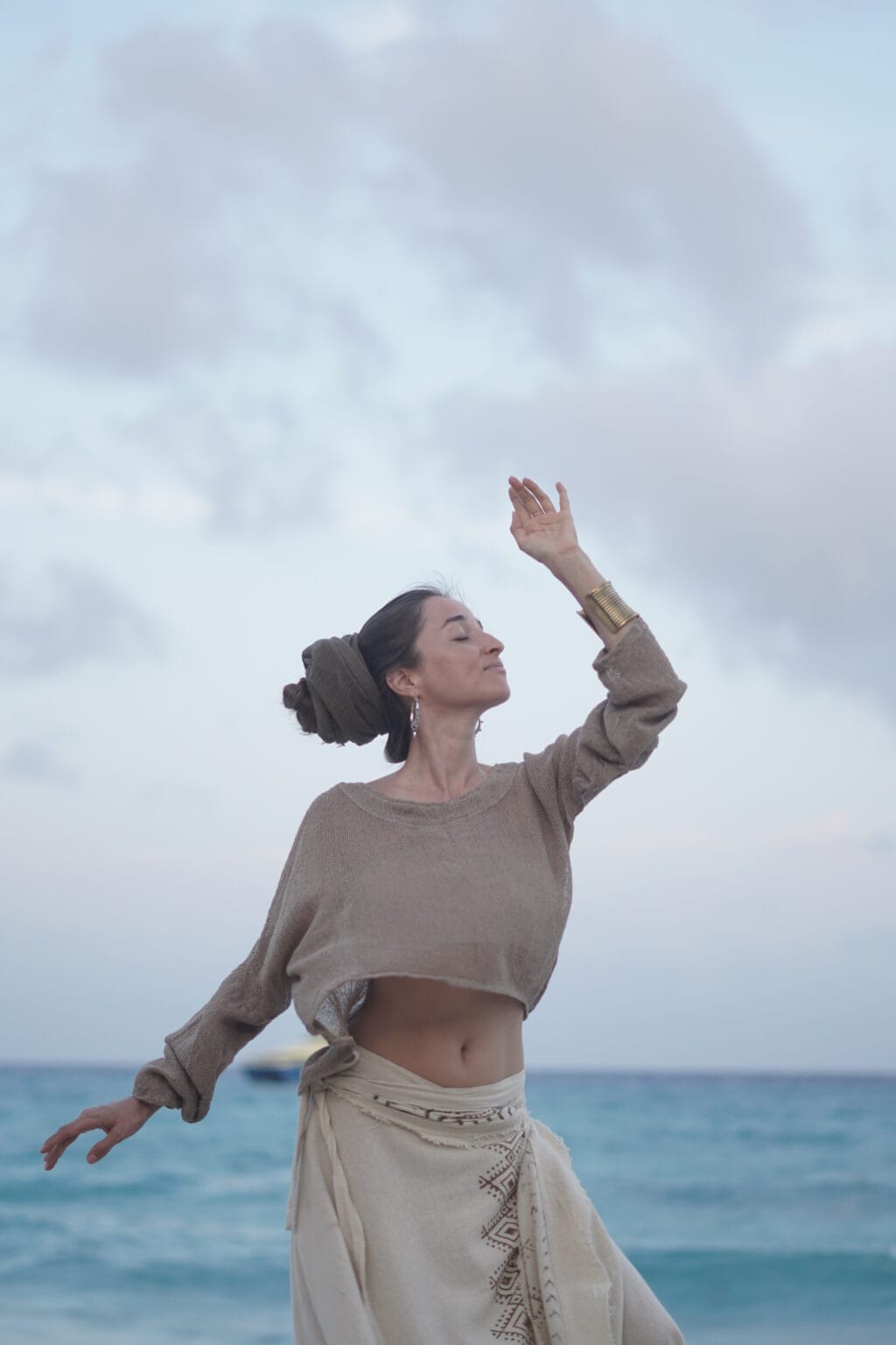 A6304271 Tropical Breeze Knit Top