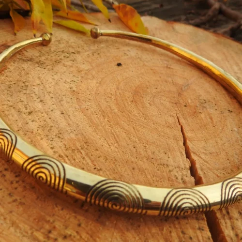 Spiral Design Choker