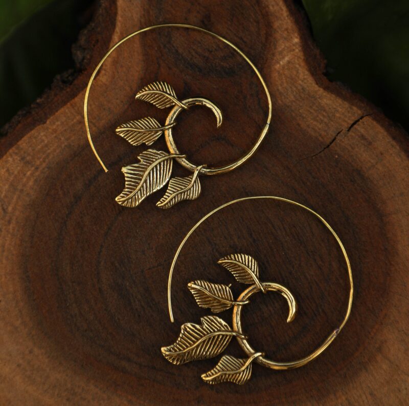 Orecchino Spiral Leaf