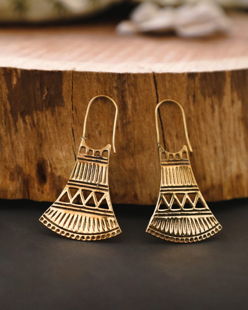 Stammesägyptische Ohrringe