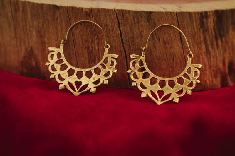 Uralte Stammesohrringe