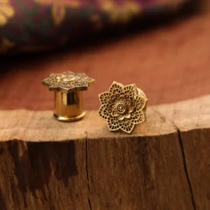 il_1588xN.3548415398_odpc.jpg Bouchon d’oreille floral