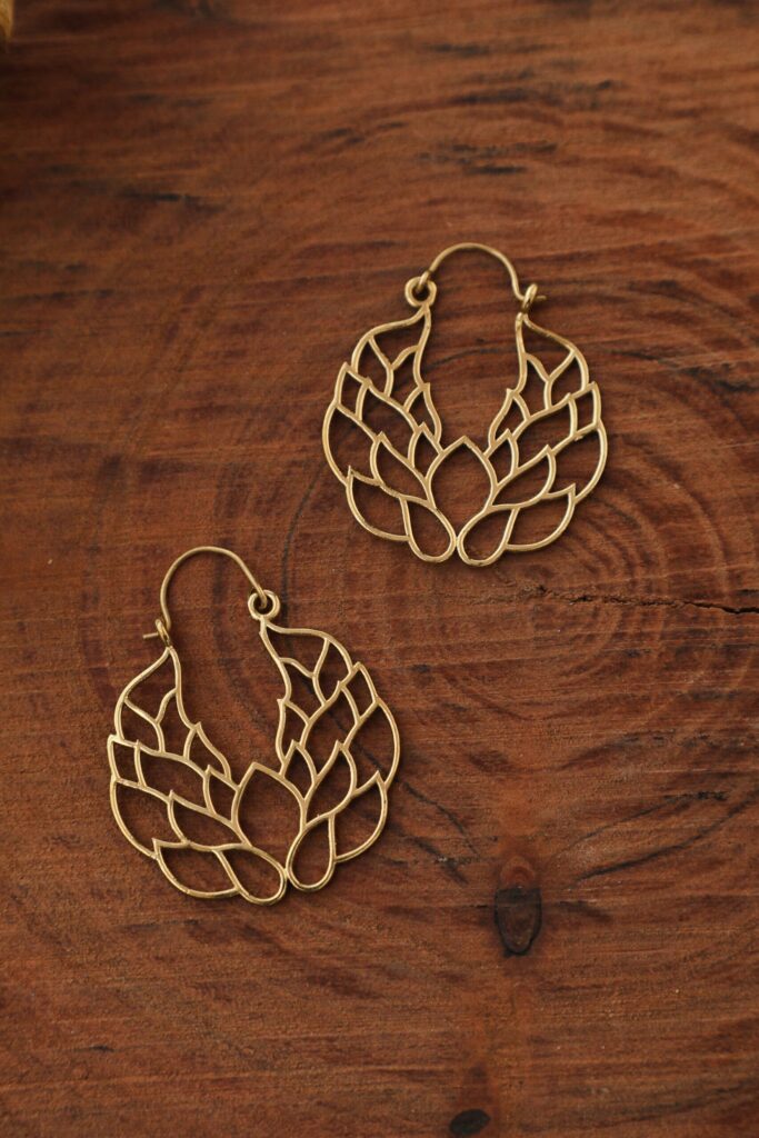Boucles d’oreilles lotus en or