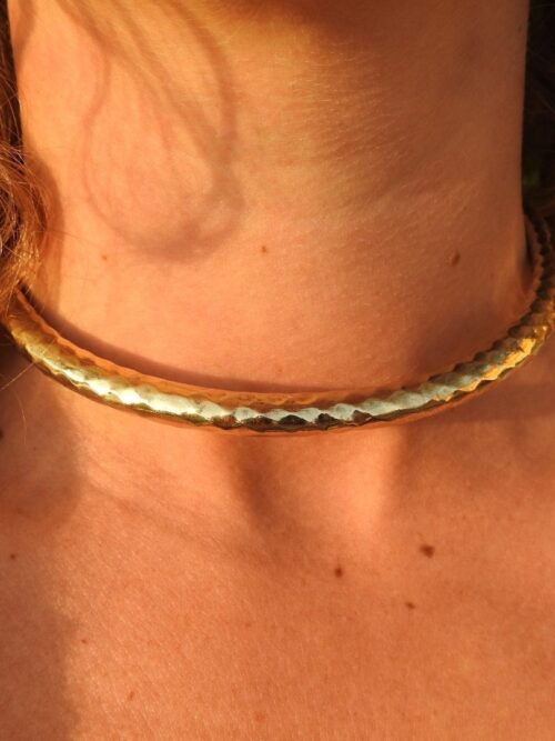 Collier ras de cou