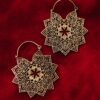 Boucles d’oreilles fleur minimalistes