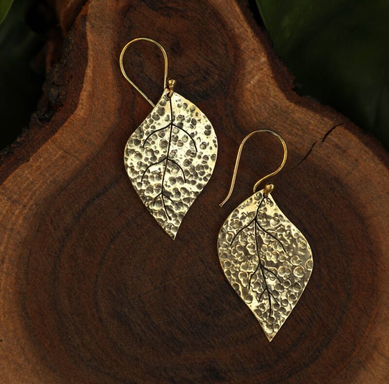 Orecchini Foglia Martellata
