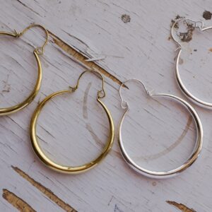 Kreisförmige Creolen