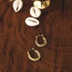 Petites boucles d’oreilles créoles