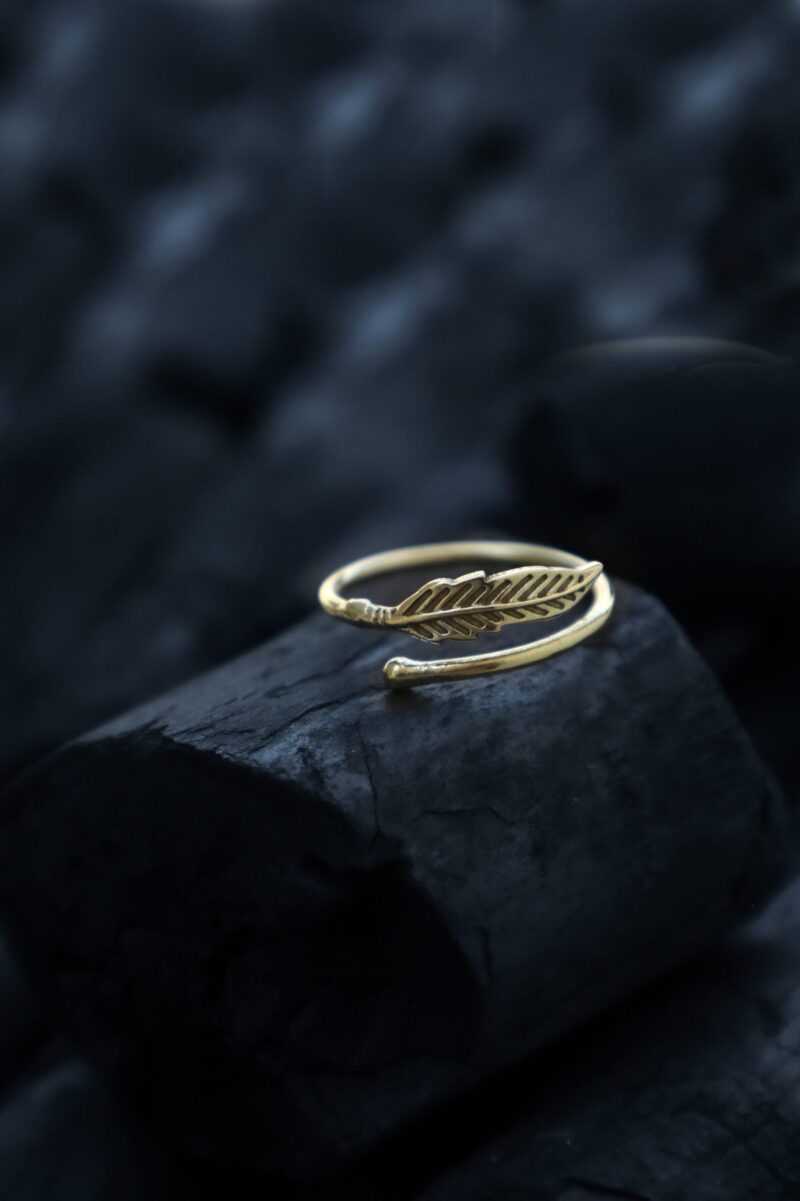 Goldene Feder Verstellbarer Ring