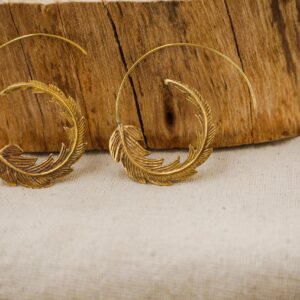 3 Boucles d’oreilles feuille d’or