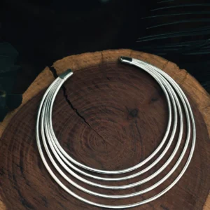 Mehrreihige runde Halskette