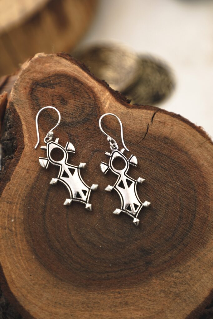 Dangle Earring