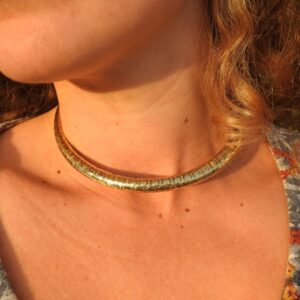 Tour de cou en laiton tribal pour la fabrication de bijoux