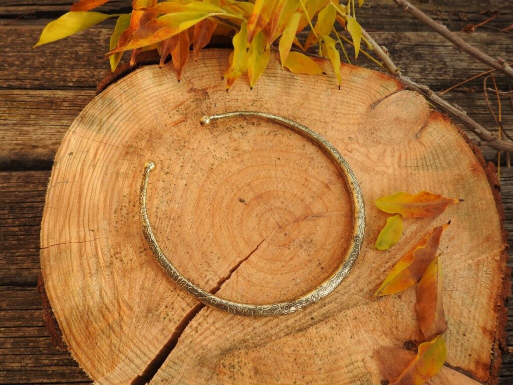 Lotus Choker Halskette