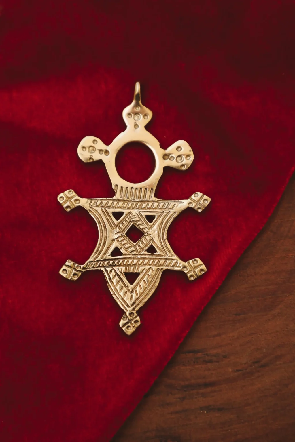 Colgante de latón tuareg africano