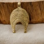Handgemachter Tribal Knopf Messing Anhänger