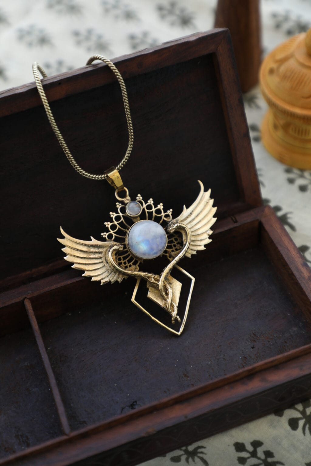 Collar Ala de Serpiente