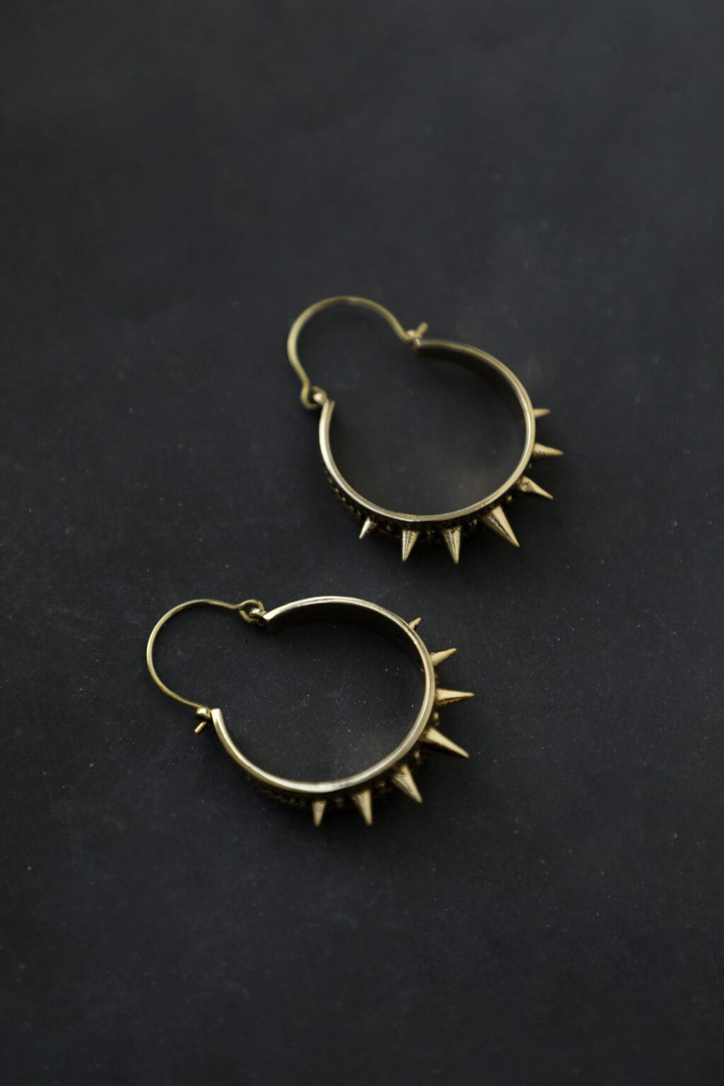 Pendientes de aro de espiga