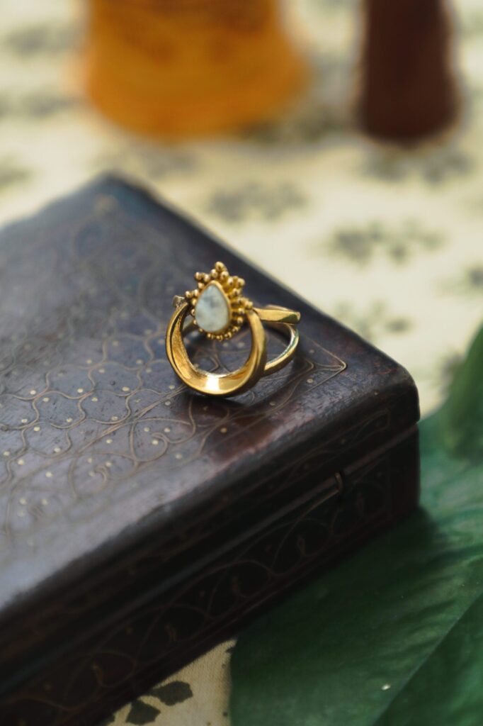 Anello della Luna Crescente