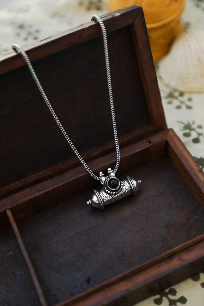 Black Onyx Secret Box
