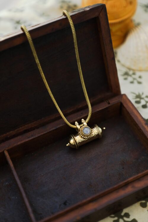 Scatola segreta di pietra di luna