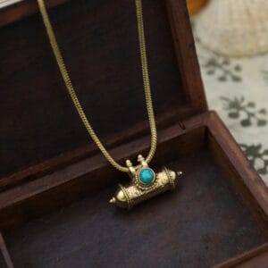 Türkisfarbene Geheimbox