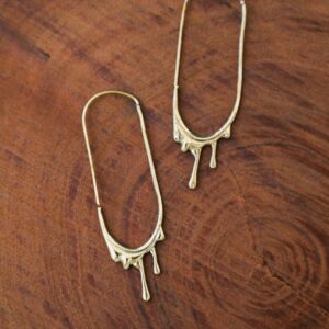 Schmelzende Ohrringe