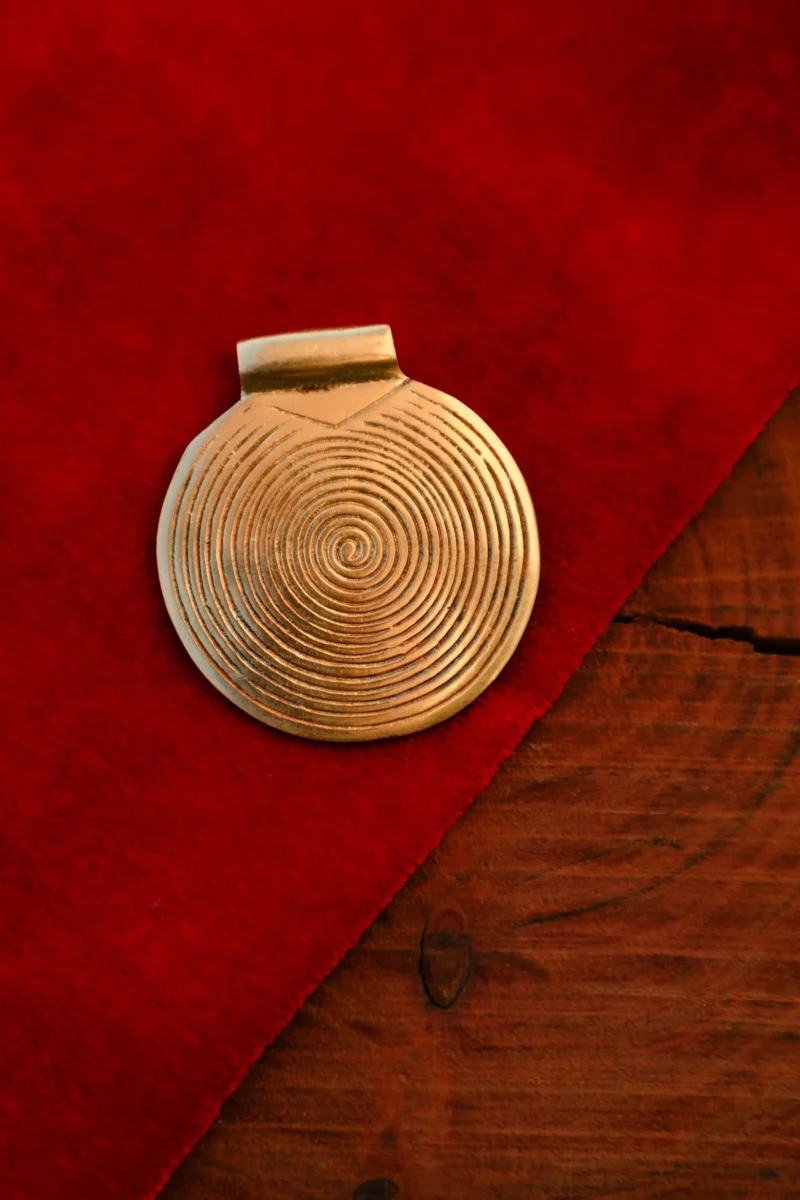 Colgante de latón Quantum NMT